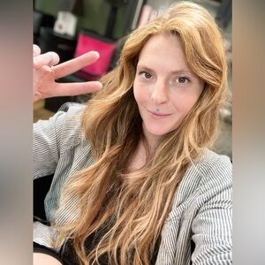 Meet your Posher, Caroline